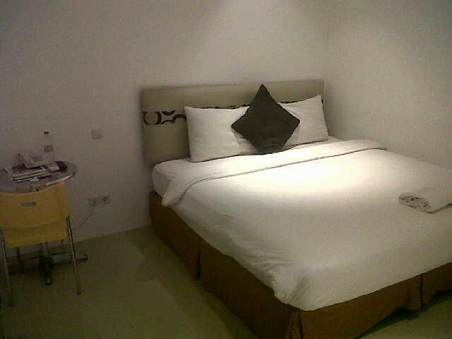 M Hotel Express Sorong Extérieur photo